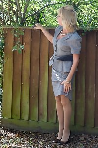 Mom-I-would-Like-to-Fuck cleavage tube